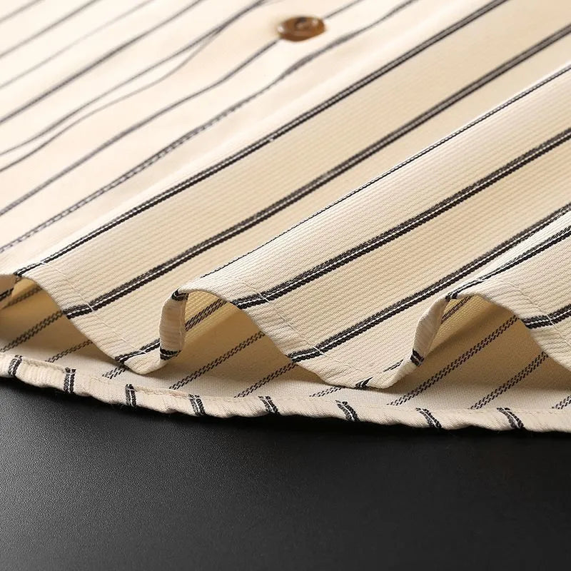 Coffee coloured striped men's long-sleeved shirt with slim fit and non-iron wool lining