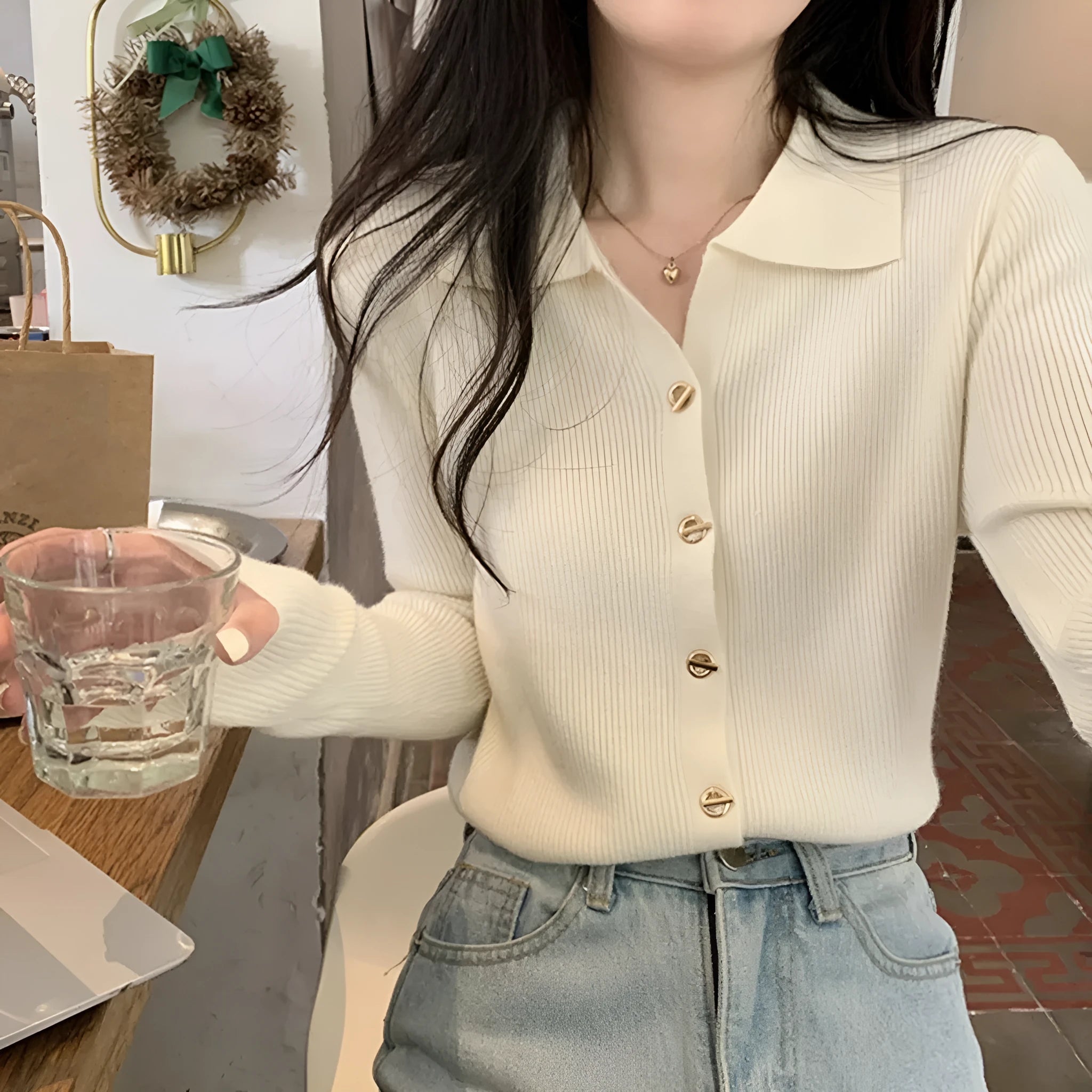 Loose fit long-sleeved knitted cardigan in viscose fibre available in beige, black, green, khaki, or oatmeal colour