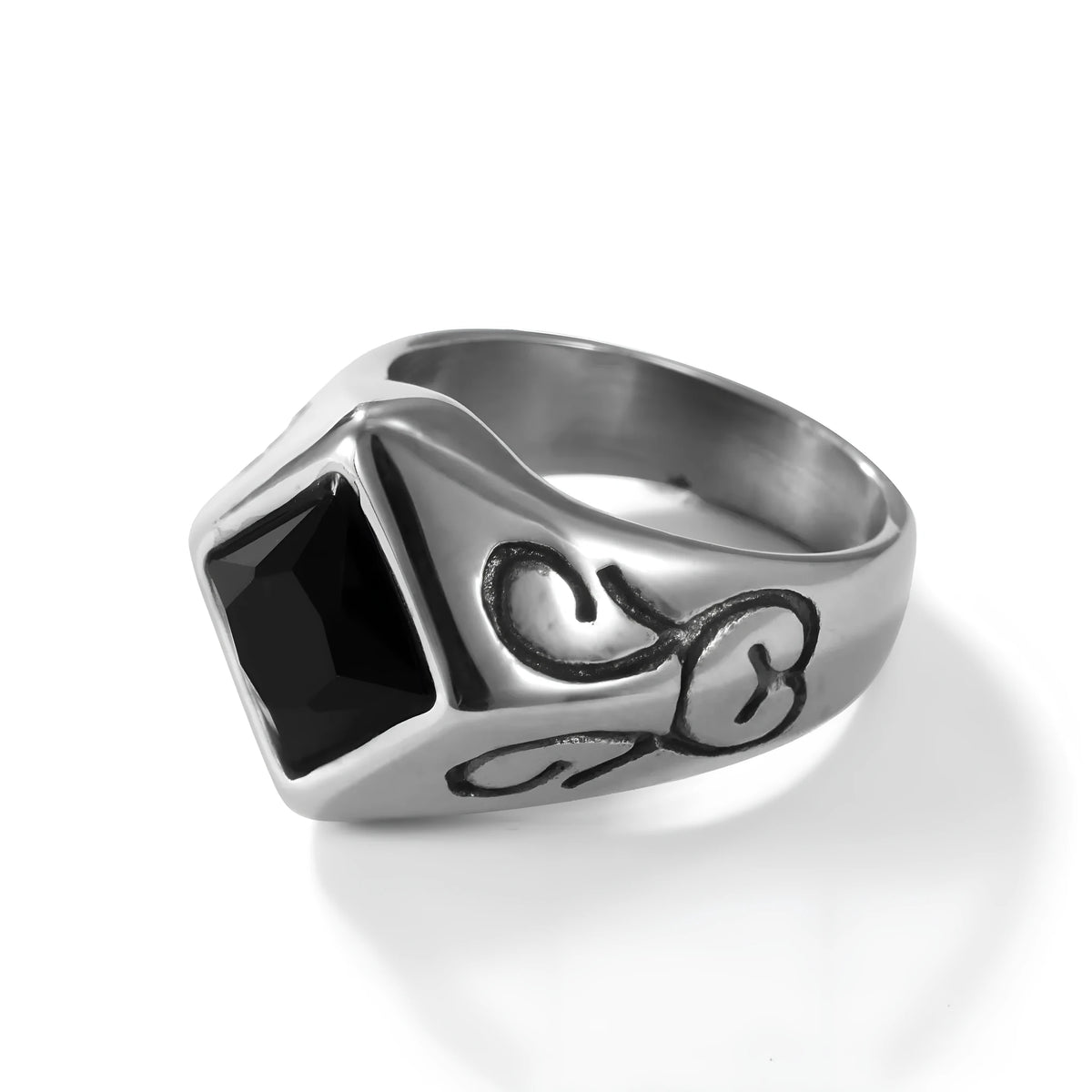 Square personality twisted ring in stainless steel with polished finish, leaf style and retro design, sizes 18-22.