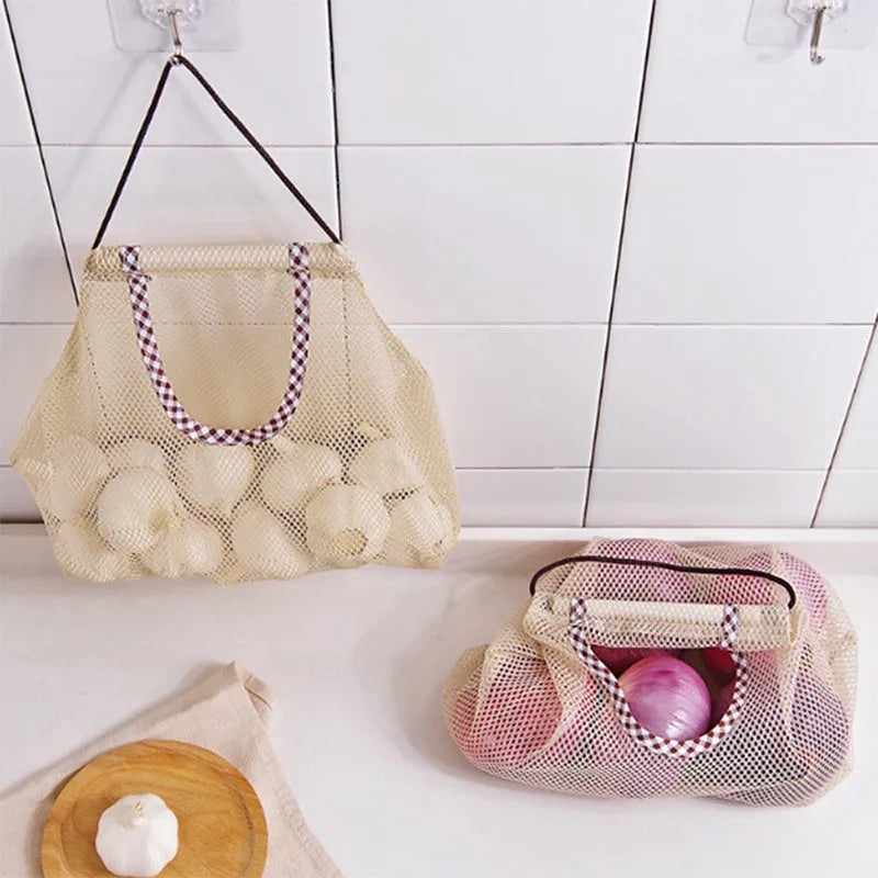 Beige plaid polyester mesh kitchen storage bag 26x29cm on wall hook