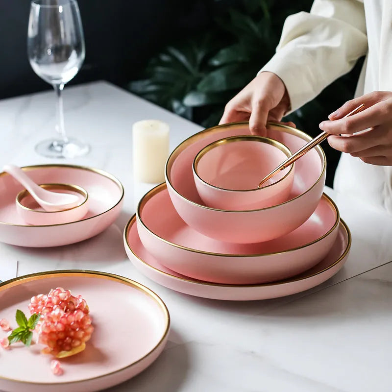 Porcelain tea bowl with celadon surface in Nordic solid colour, available in grey, blue, or pink.