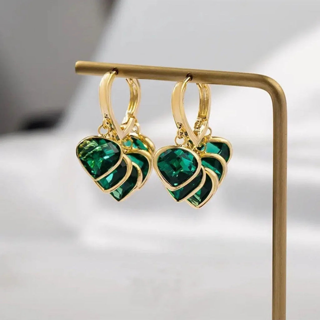 Korean style green heart ear clip earrings with dancing glass pendant and artificial gemstones