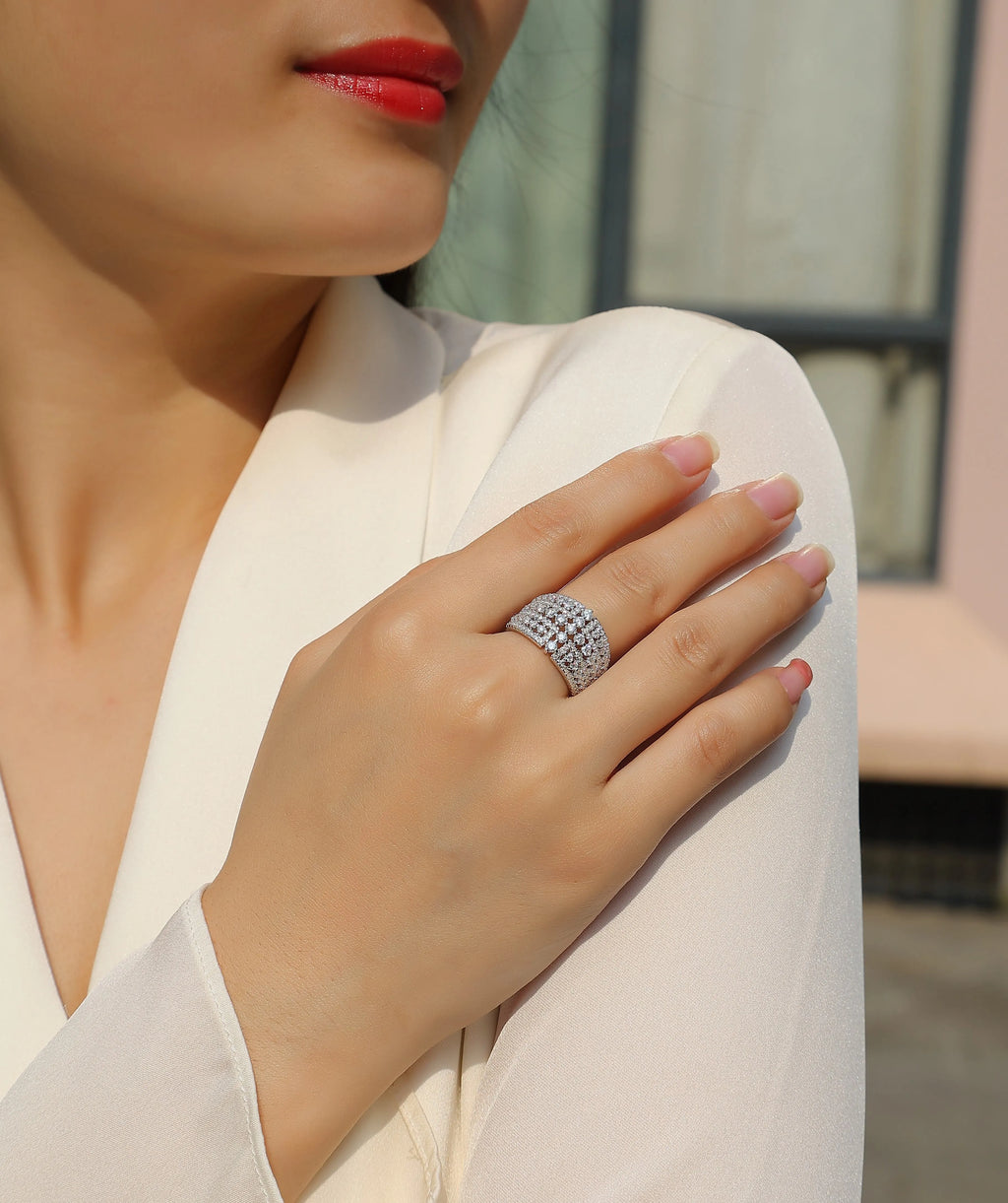 Ballet Of Time moissanite wedding ring set in platinum-plated S925 silver with gold colour option and gift box