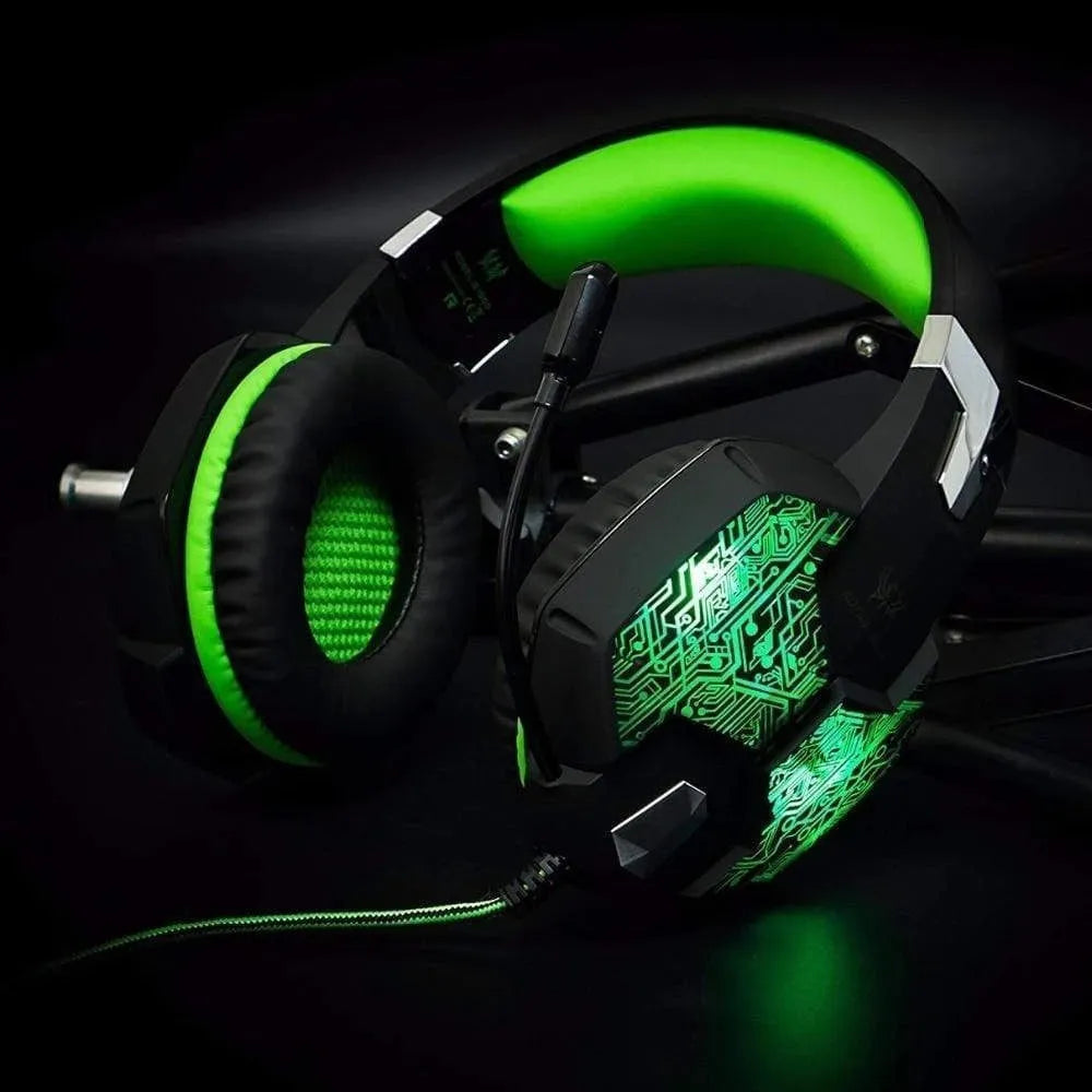 G1000 gaming headset with microphone, over-ear wired design with 3.5mm and USB connection, available in multiple colours.