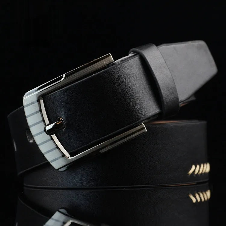 Men's threading pattern pin buckle belt in retro style with alloy fastener