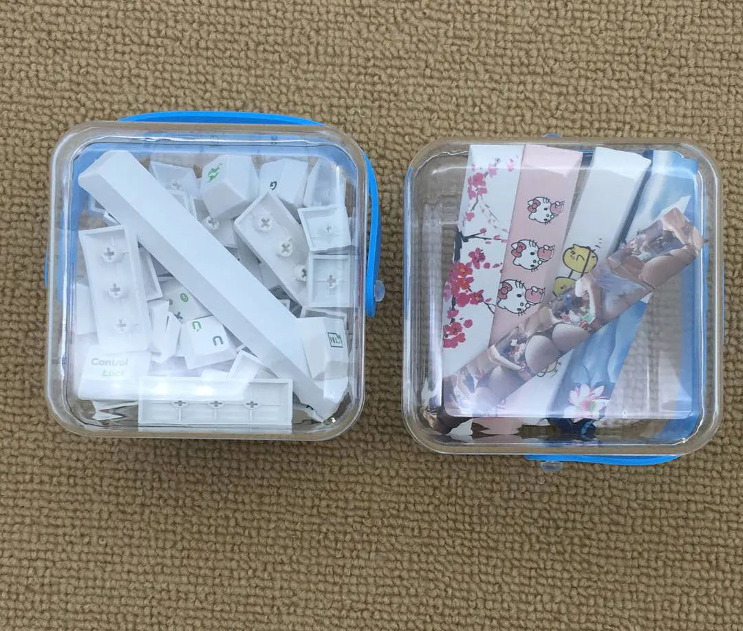 PBT sublimation keycap set showing Japanese, Russian, and Korean characters on mechanical keyboard keys