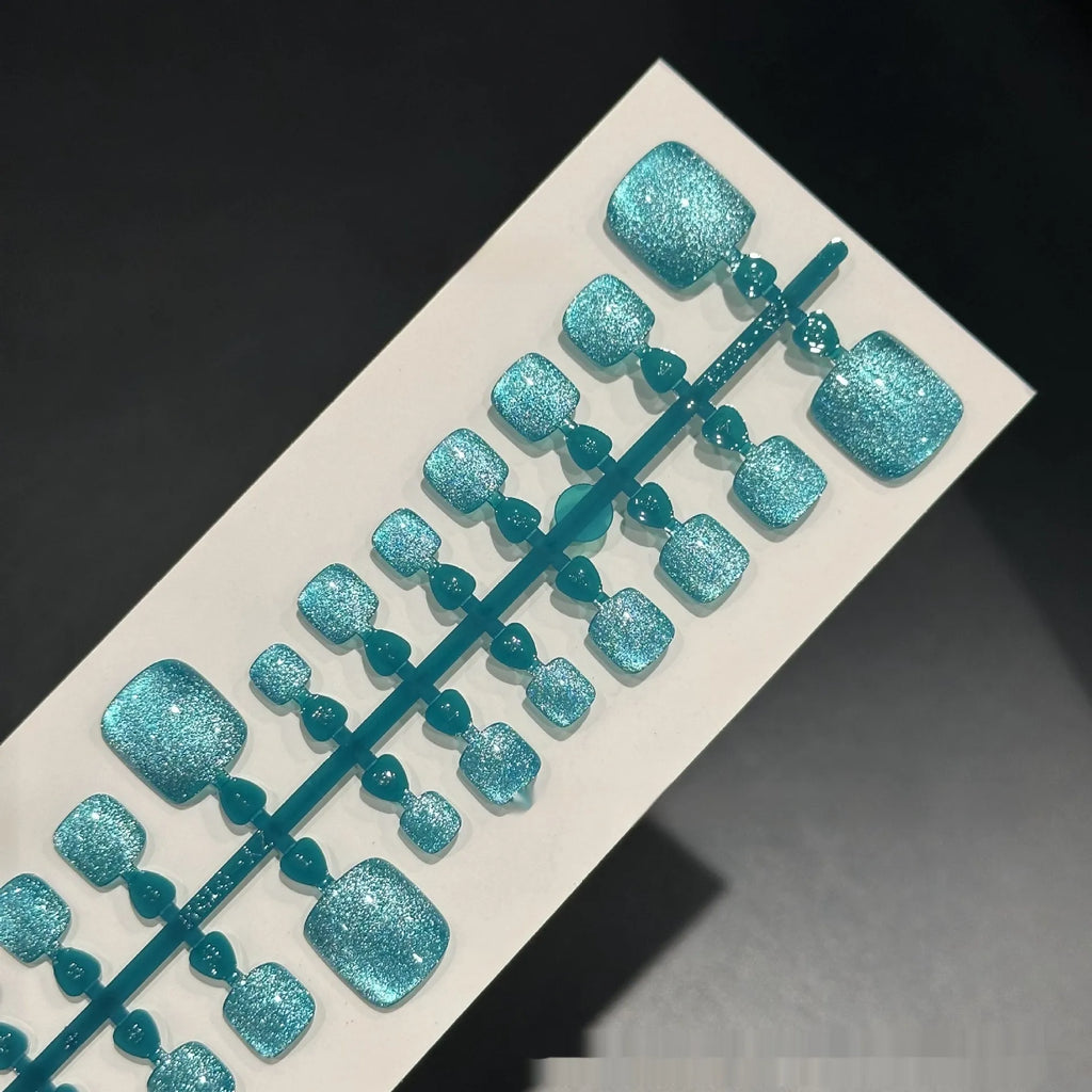 Spearmint cat eye prefabricated toenail armour set, 42 pieces in sizes S M L, dark B343 colour