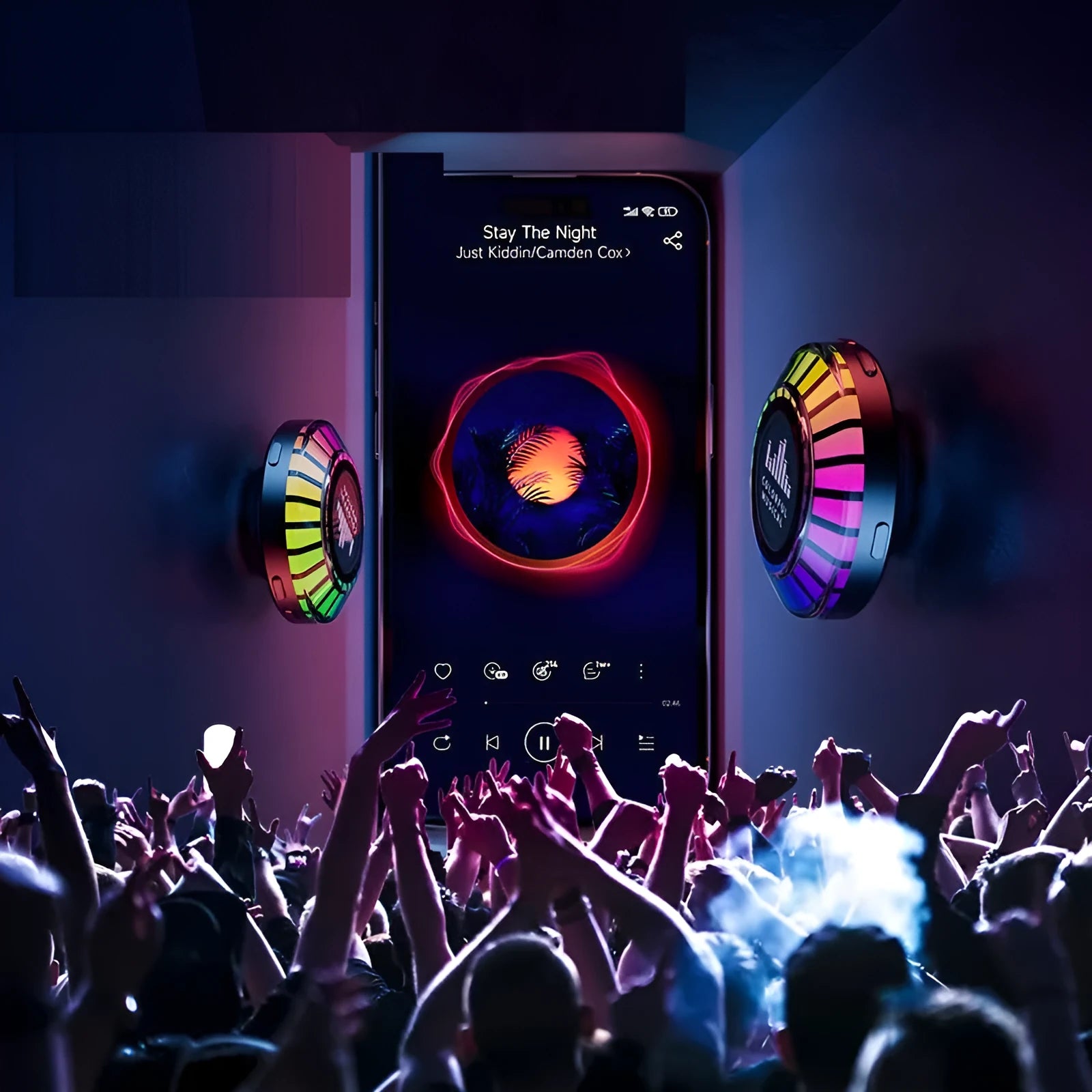 Small cube-shaped voice-controlled LED atmosphere lamp with Bluetooth and polar light effect