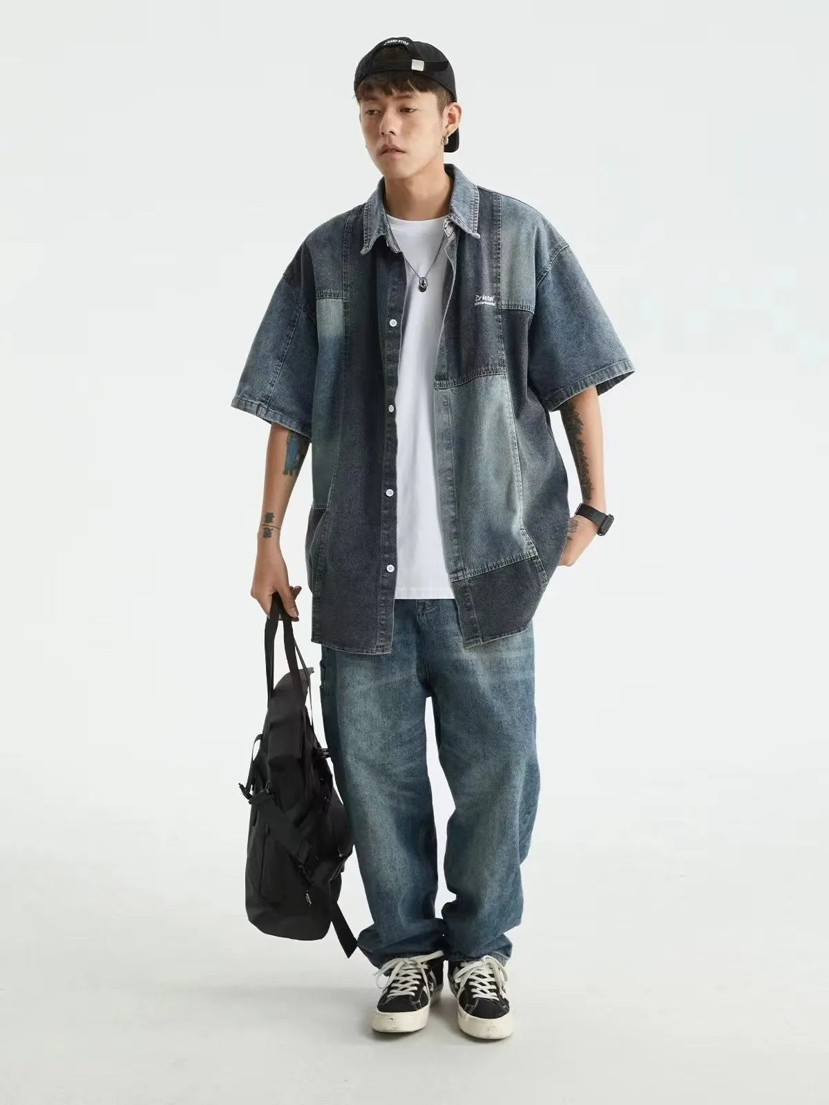 Blue Japanese-style retro denim shirt for men with loose cardigan fit and stitching detail