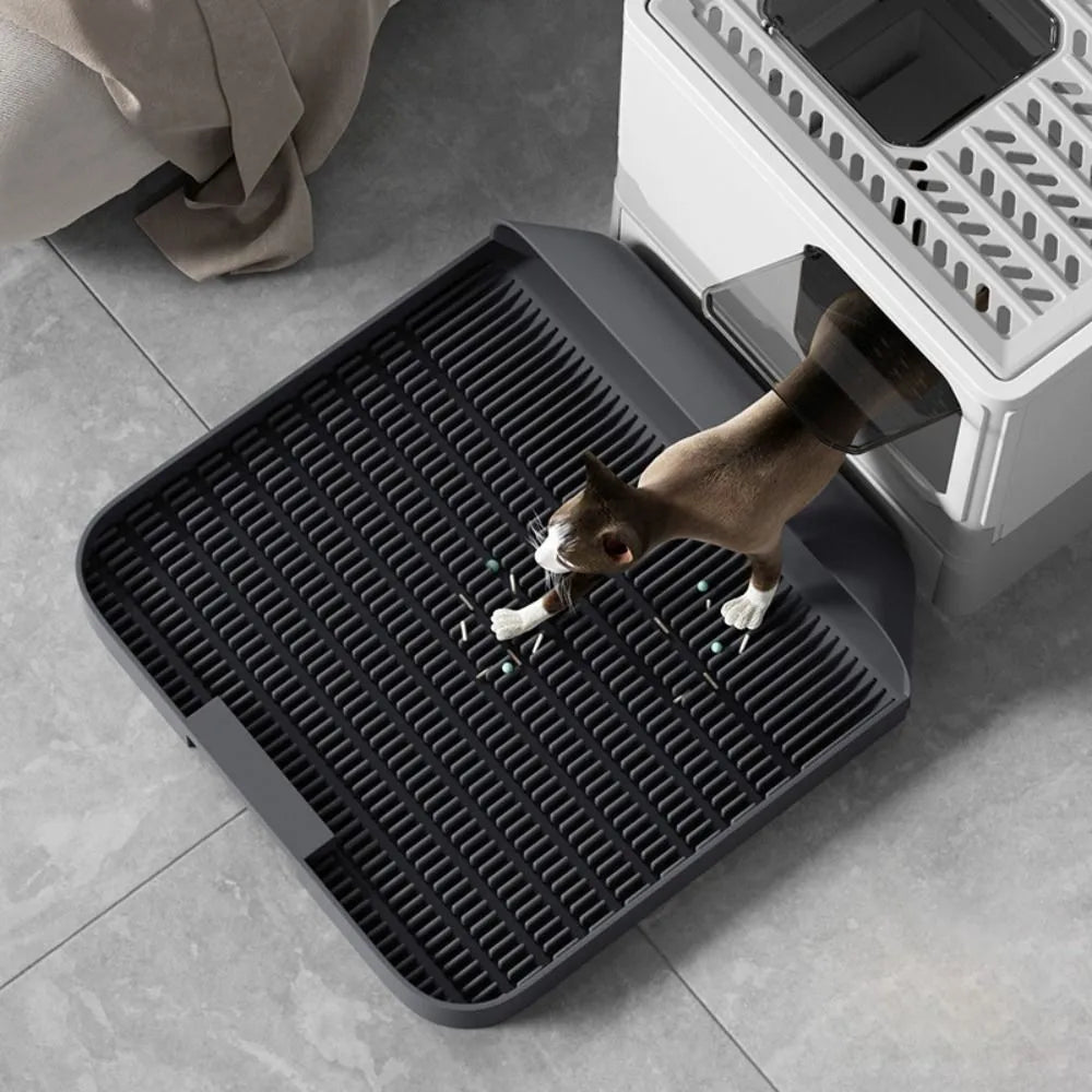 Large black cat litter pedal with slanted mouth design and raised foot pad measuring 37x37cm