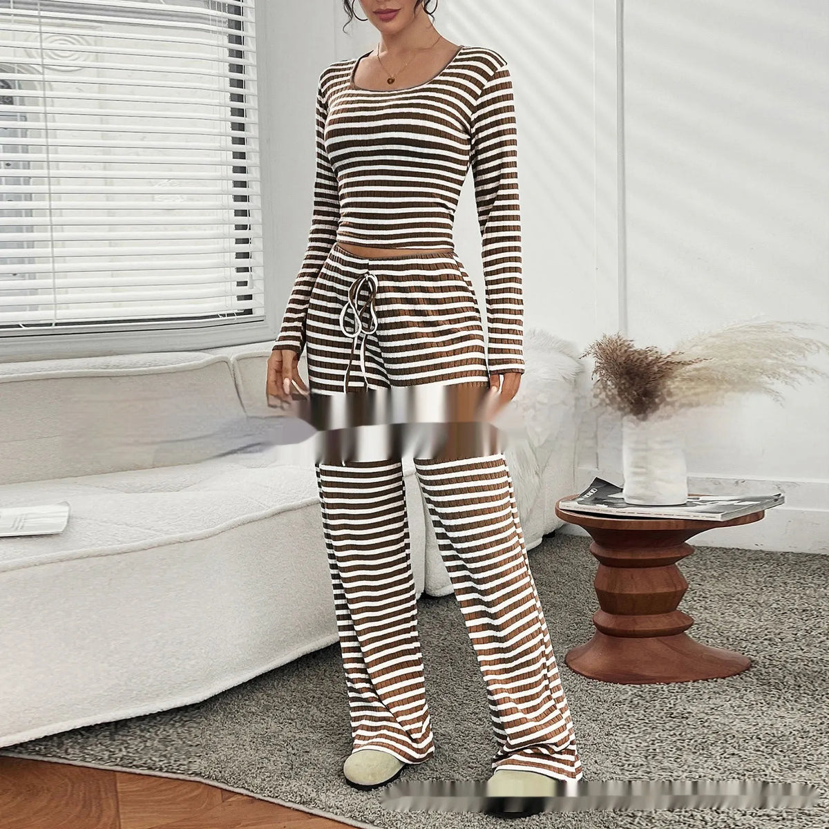 Women's long-sleeve striped suit set with top and trousers in polyester, available in five colours and sizes S to XXL