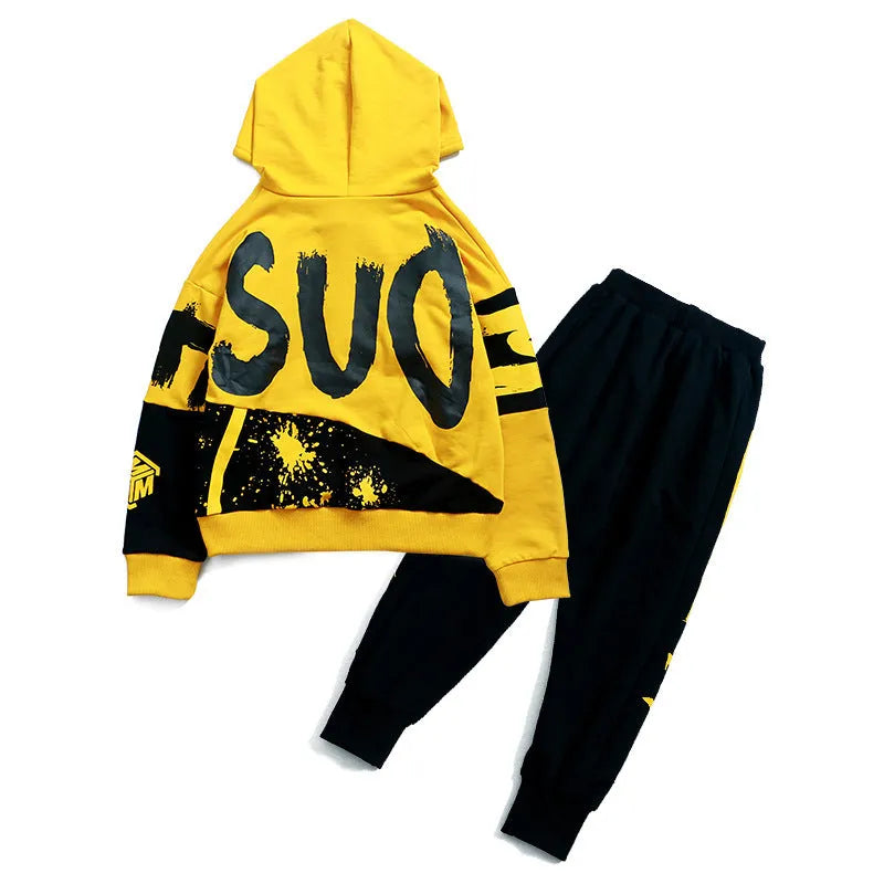 Boys' black and yellow hooded cotton tracksuit set with letter print, shown in sizes 110-160.