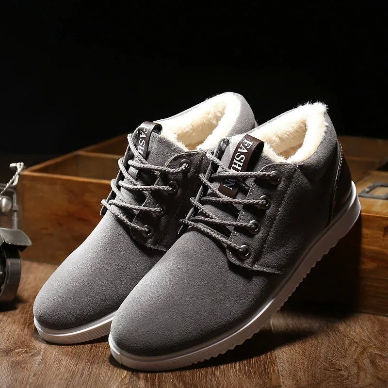 Winter men's casual breathable cotton shoes British tide style in brown, size 42