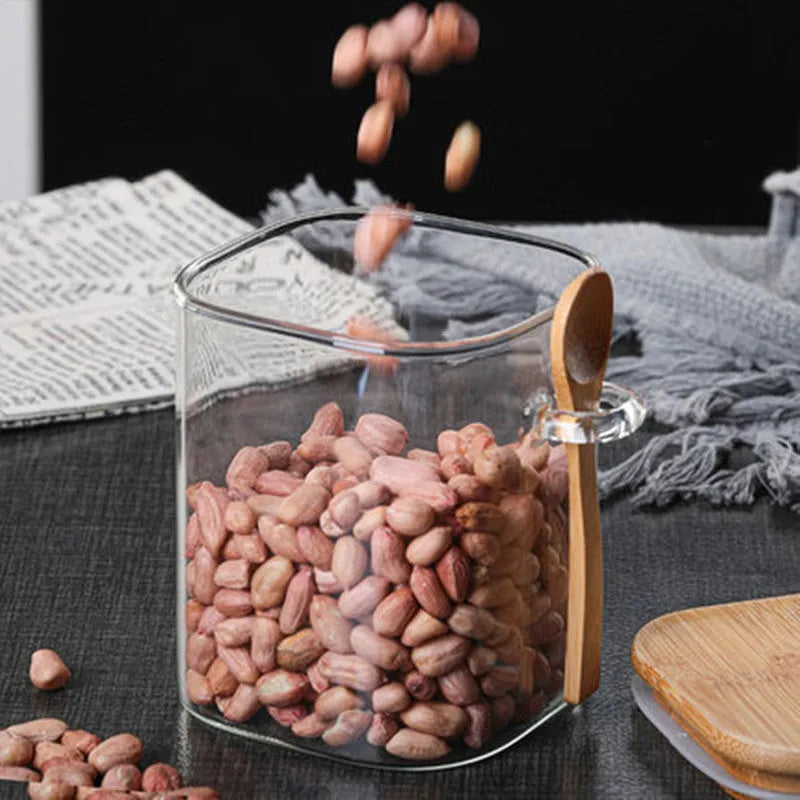 Square glass storage jar with bamboo wood lid, filled with coffee beans, 1000ml capacity