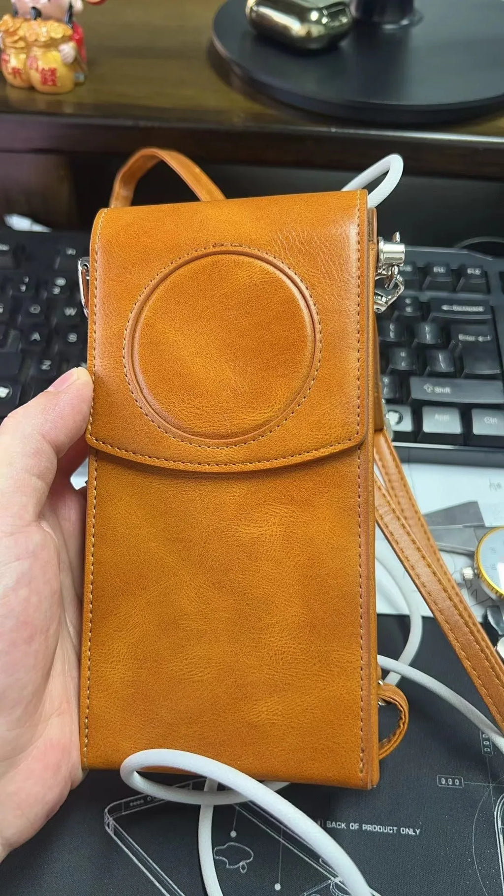 Brown leather storage bag for Apple Vision Pro power supply, portable satchel protective sleeve