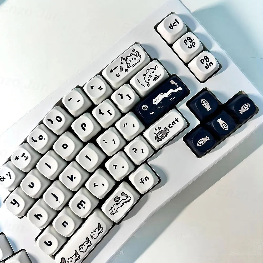 Kitten's Fantasy keycap set with black and white cat design in MOA profile on a mechanical keyboard