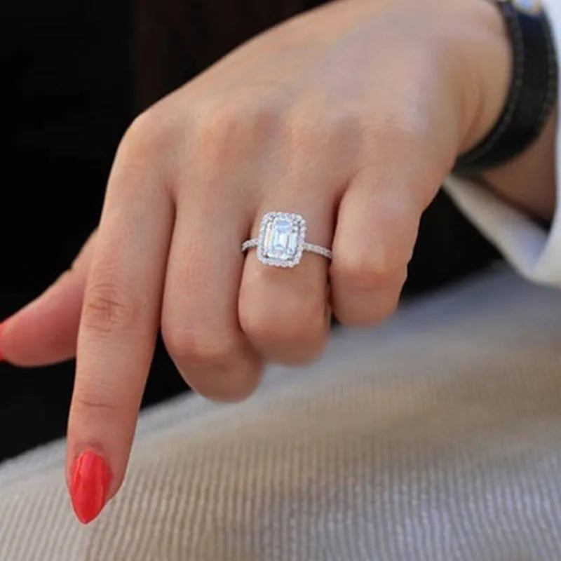 3.5 carat emulation diamond rectangle princess ring in silver tone electroplated metal, geometric women's fashion ring.