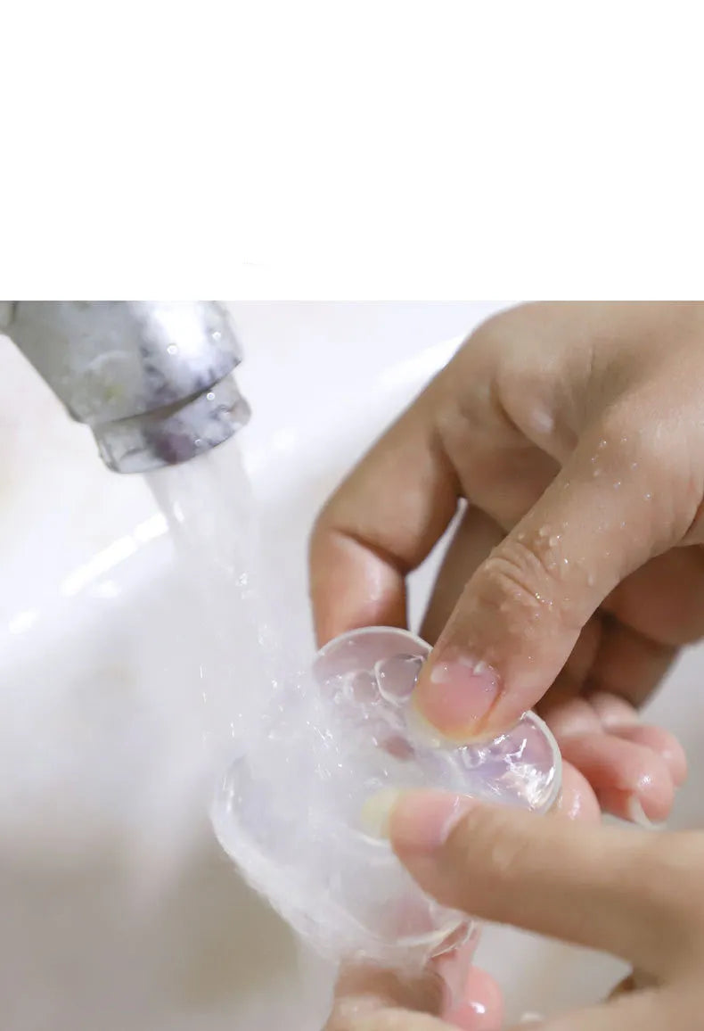 Transparent silicone nano gel adhesive pads in circular and square shapes for phone holders and organisation