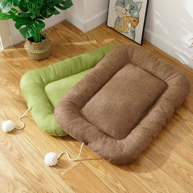 Four-season pet cushion mat with removable top layer in brown and green colours