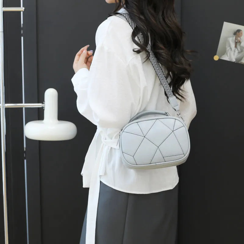 Retro three-layer patchwork small bag, PU exterior, polyester lining, 20x15cm, available in five colours