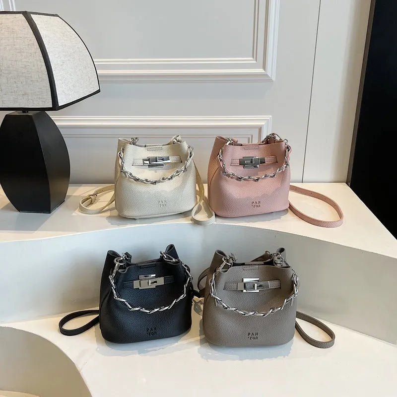 Soft PU leather women's shoulder bucket bag with chain strap and multiple internal pockets
