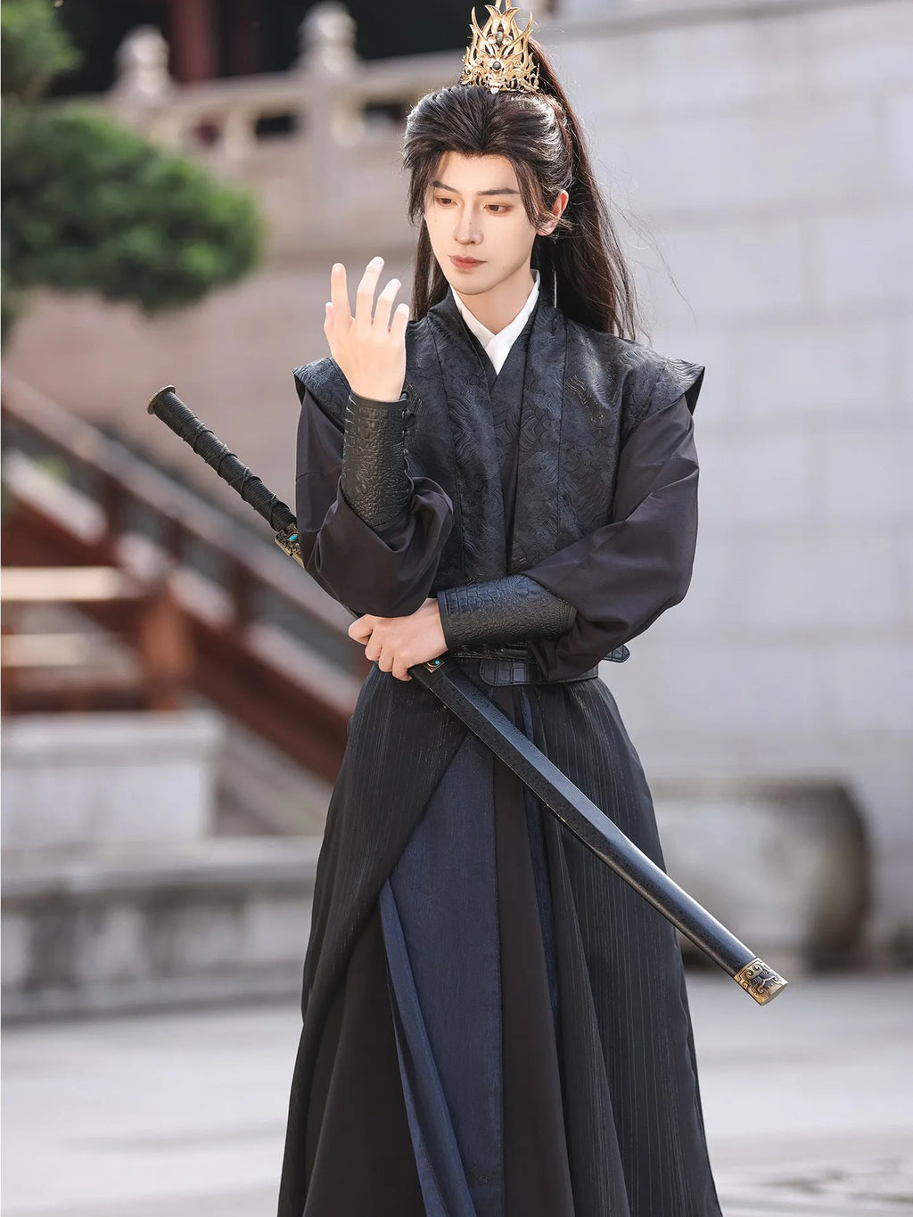 Hanfu Qingxuan suit with inner robe, outer coat, wrist guard, and waist belt in jacquard fabric, unisex sizes S-3XL