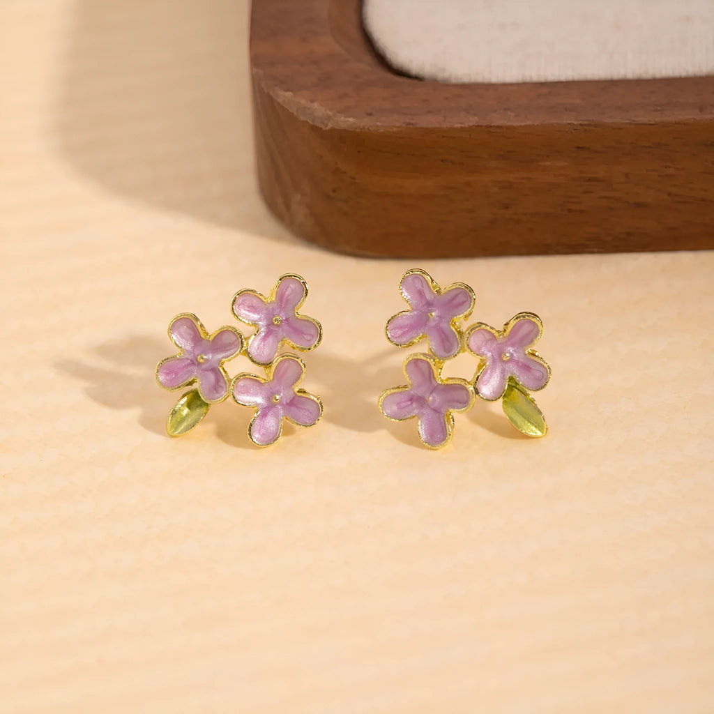Silver needle flower stud earrings in zinc alloy with electroplated finish, sweet style, colour E39741