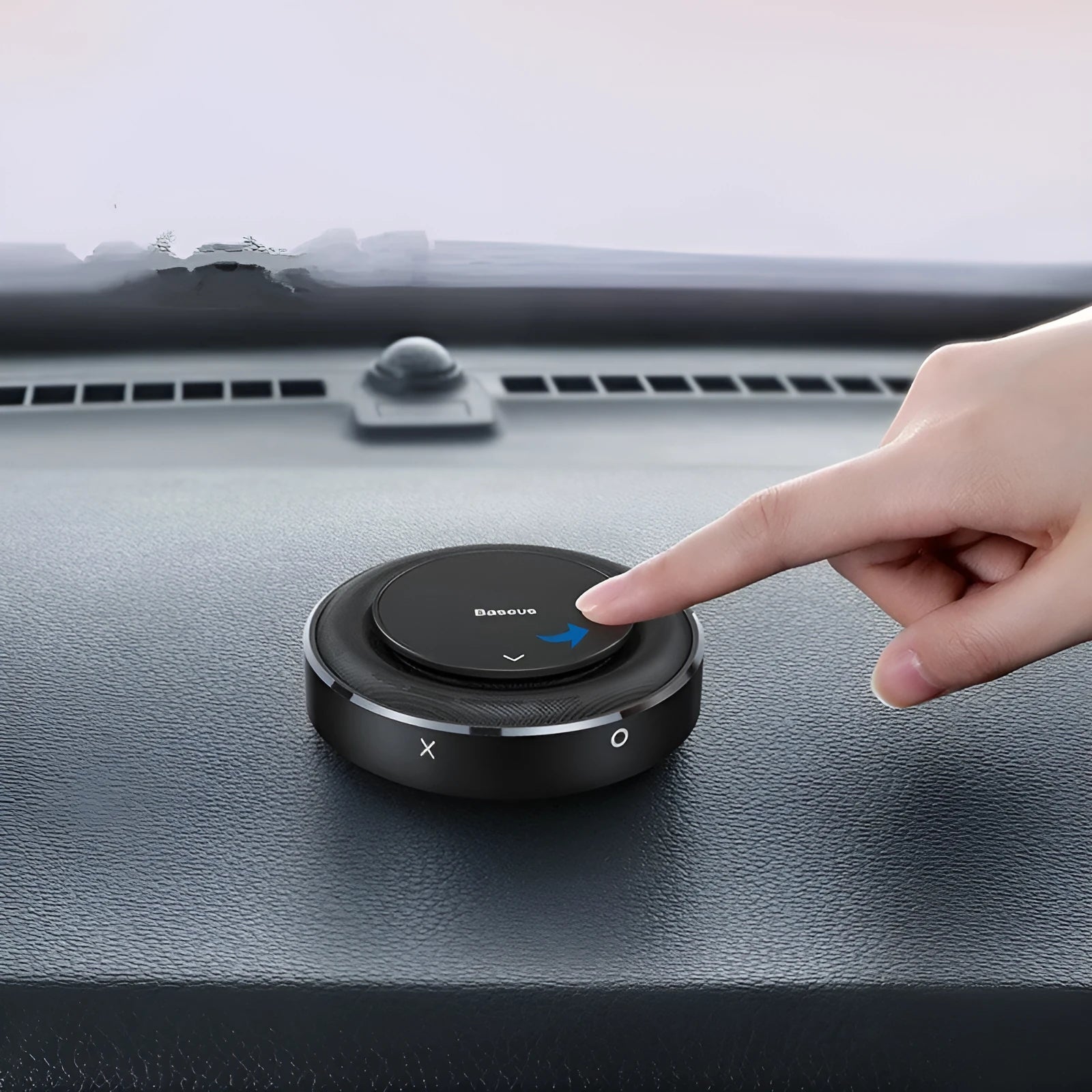 Round aluminium alloy car fragrance diffuser in black, red, and silver colours with four tablets.