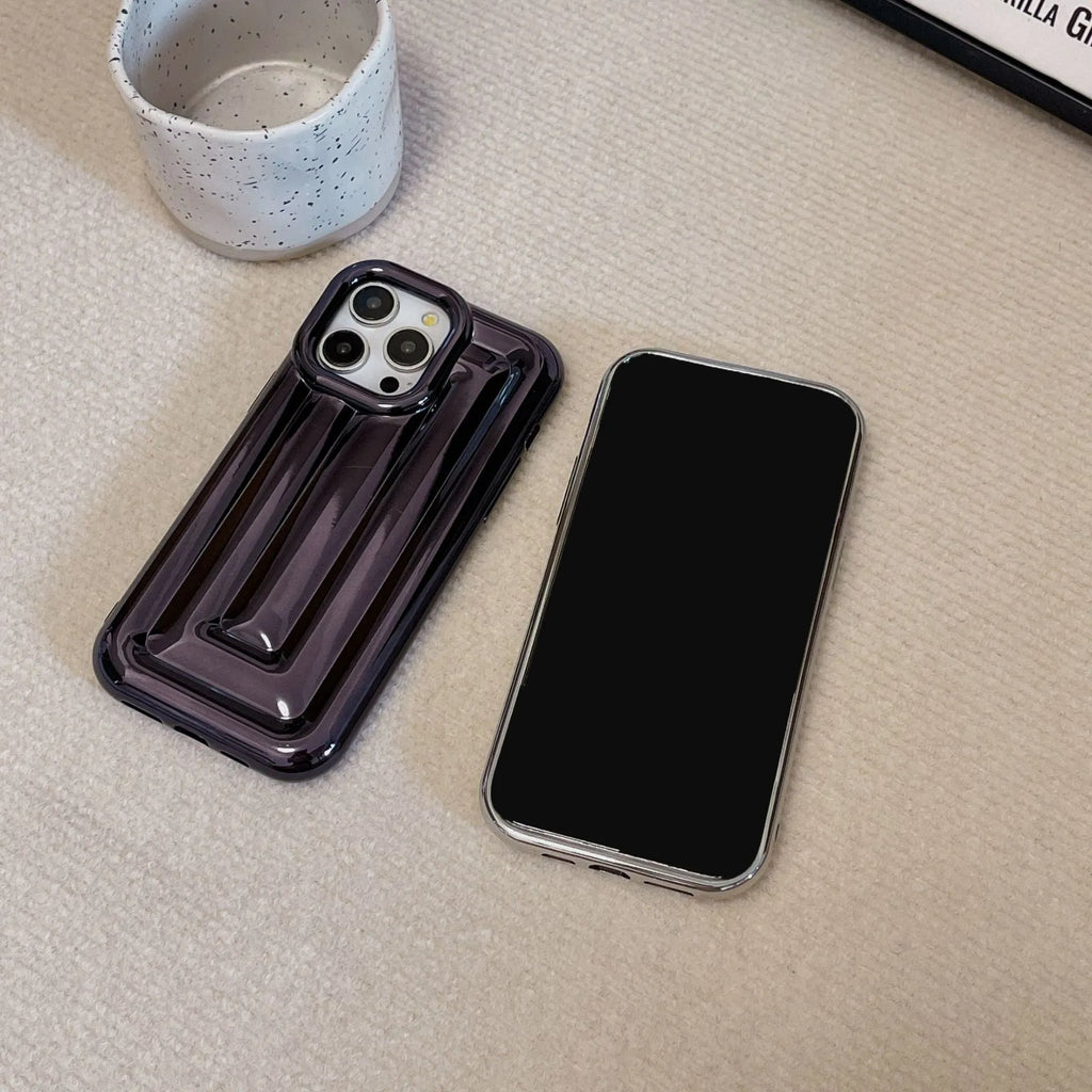 TPU electroplated three-dimensional striped phone case for iPhone 11–14 series in cream white colour