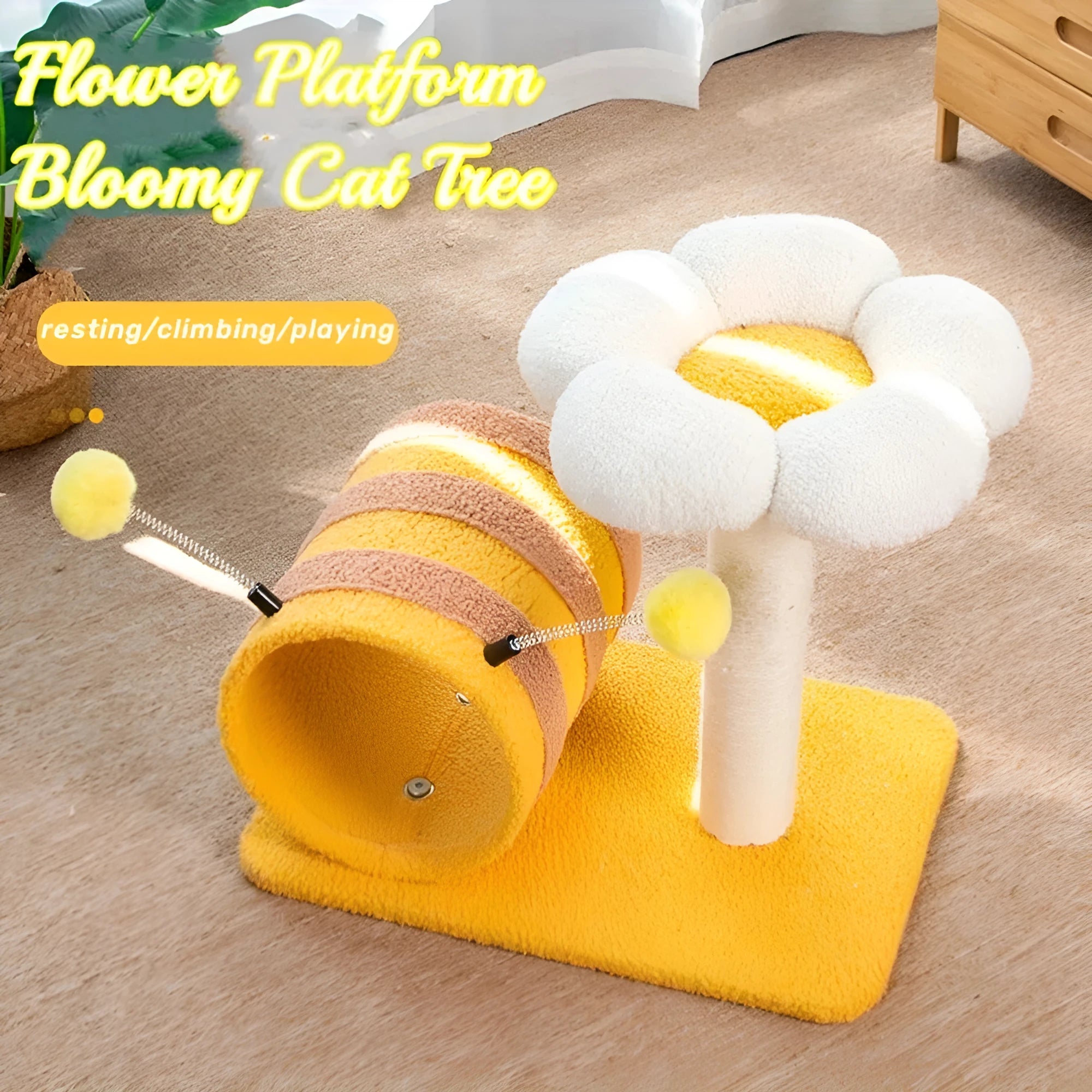 Yellow bee-shaped cat climbing frame with sisal scratching surfaces and central tunnel