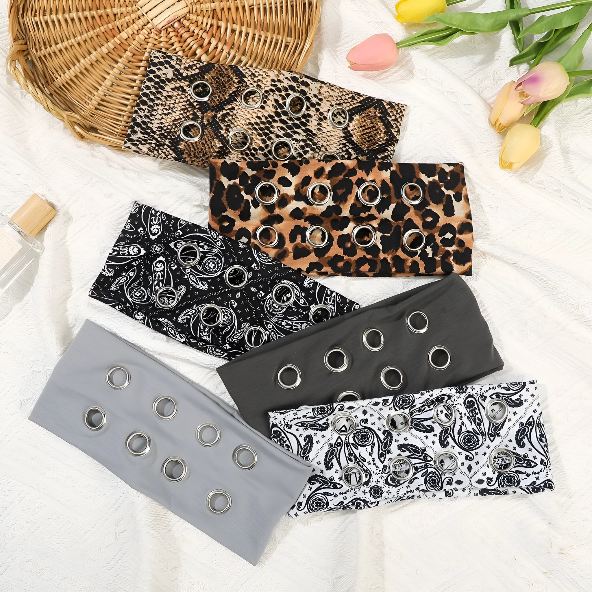 Hollow metal exercise hair band in punk style with seven colour options