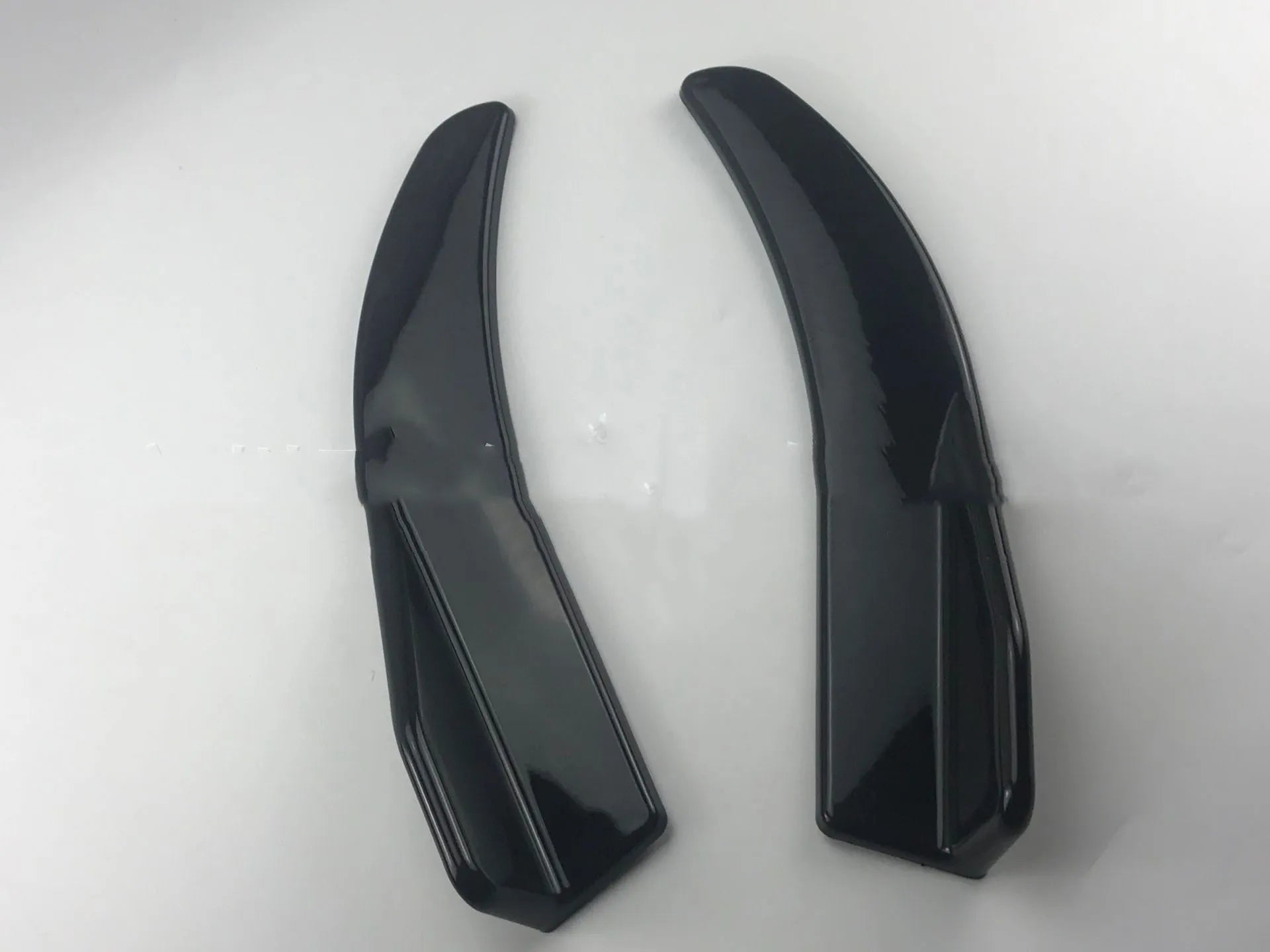 General Motors vehicle front and rear carbon fibre deflector light set with screws