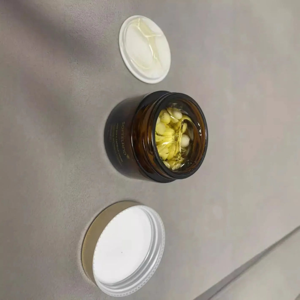 Vitamin C facial capsule 55g in container with small spoon for application