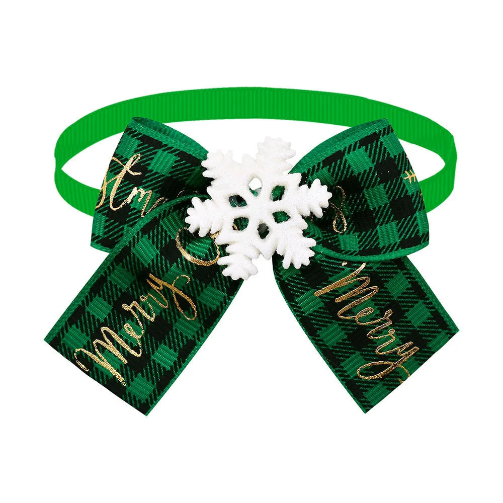 Red and green Christmas pet bow tie with British-style design for dogs and cats