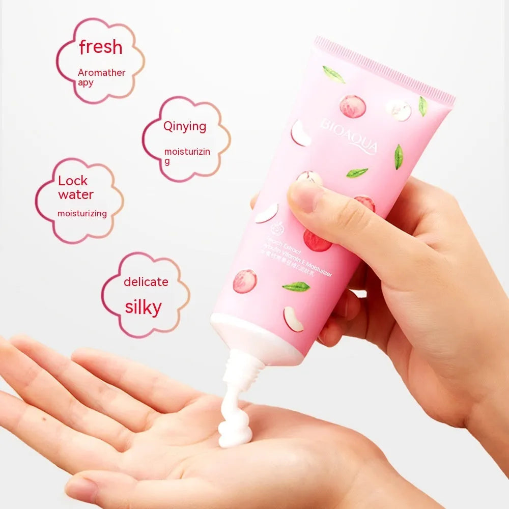 Peach lactic acid bacteria vitamin E body lotion 100g mild moisturising body cream tube for general use
