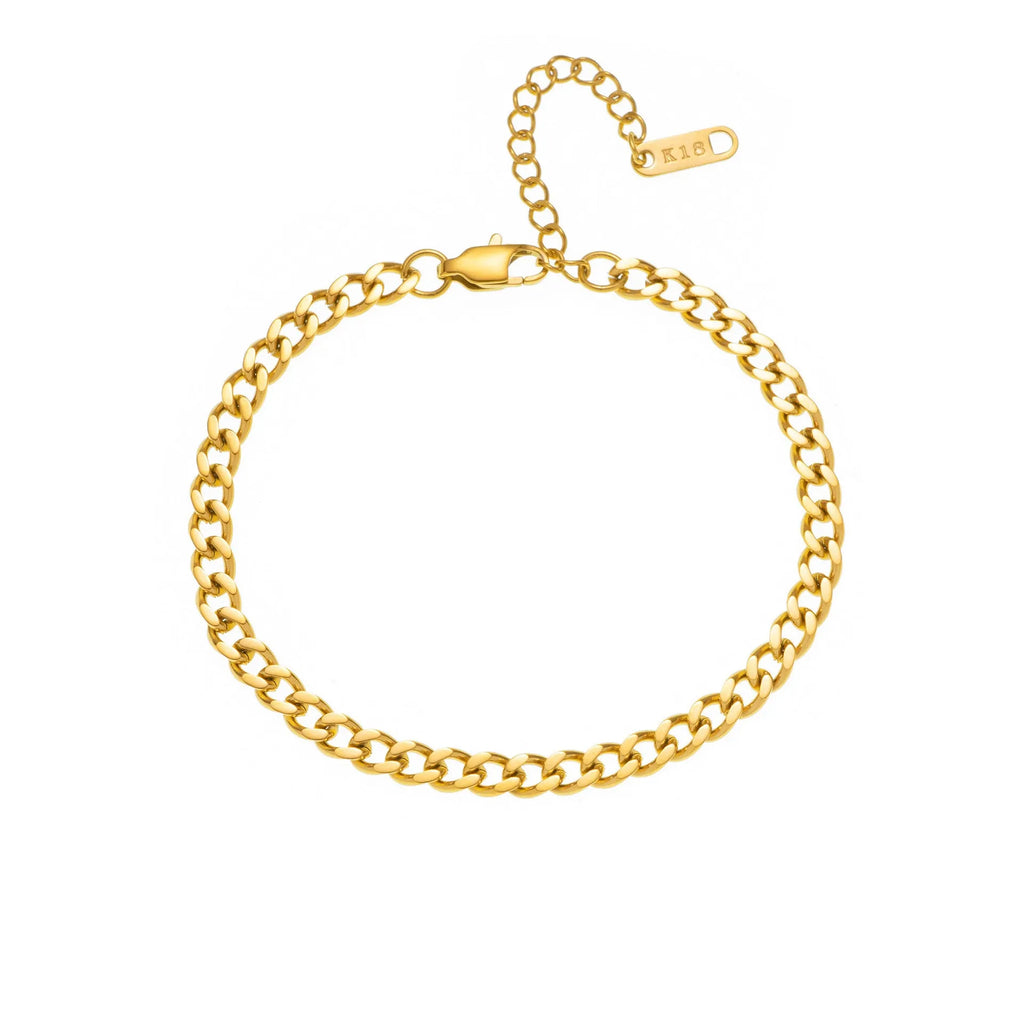 Titanium steel necklace with a personalised letter charm on a 40.5cm gold electroplated chain.
