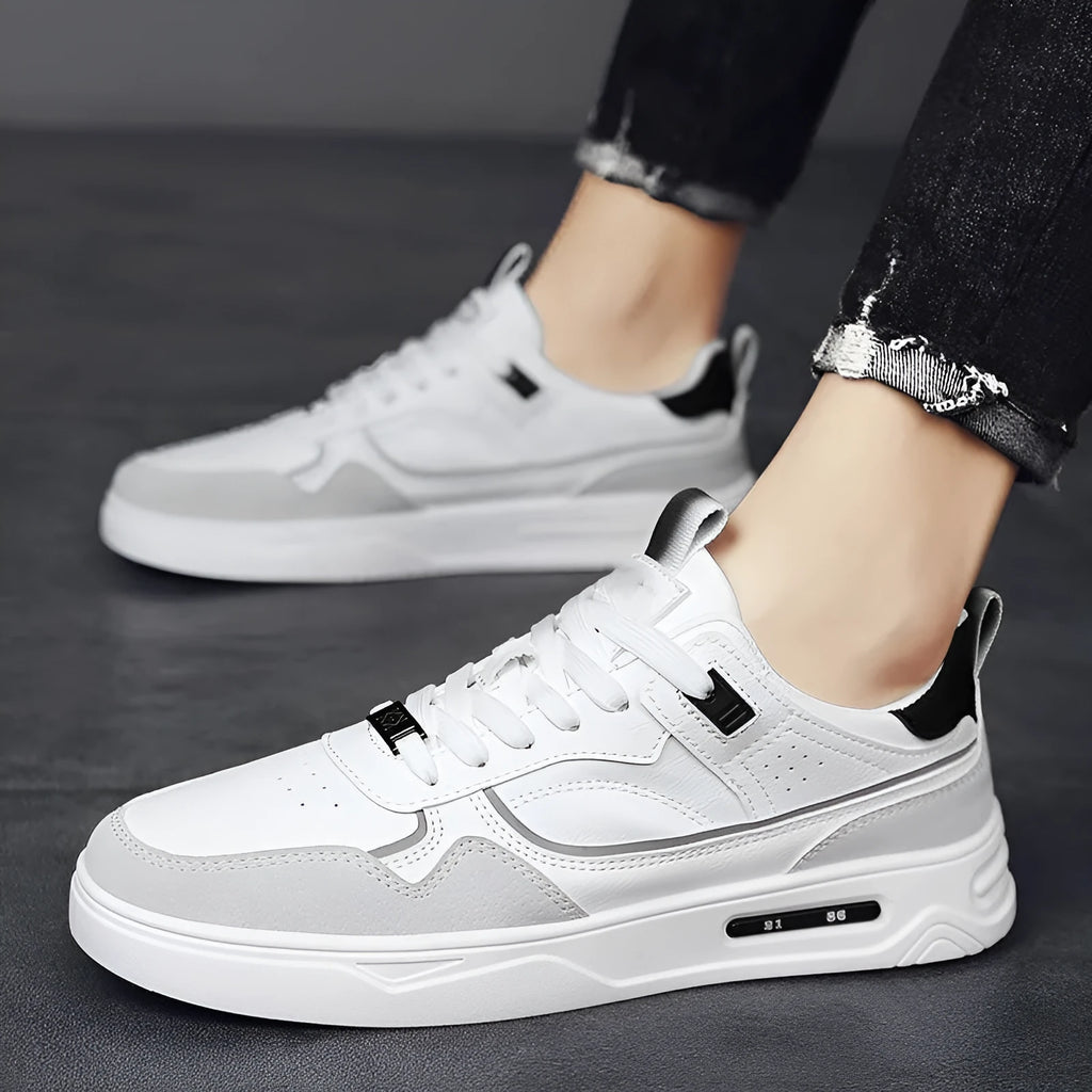 Men and women's casual board shoes in beige and white with rubber sole and mesh upper, flat heel