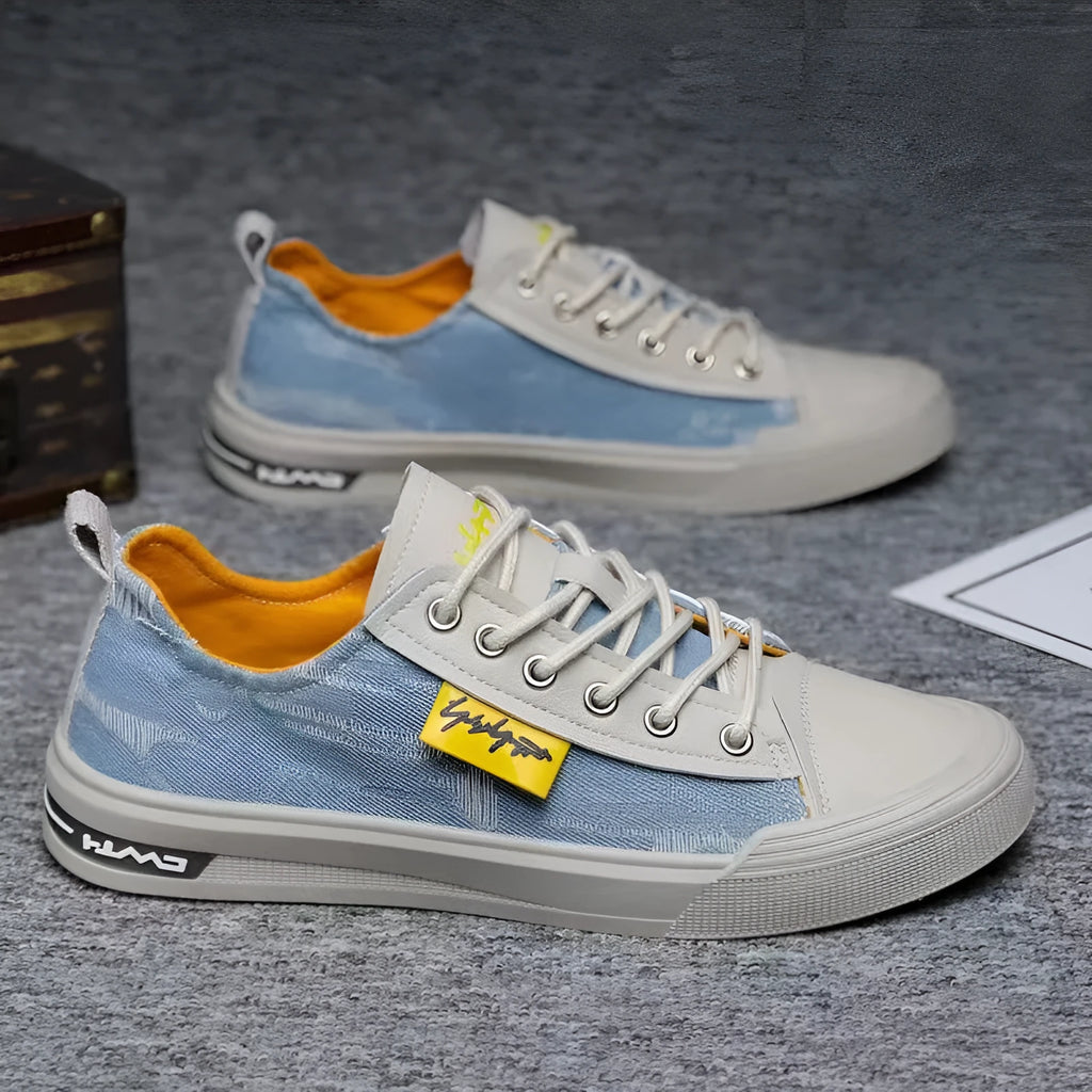 Men's canvas casual shoes in dark blue with round toe and lace-up design