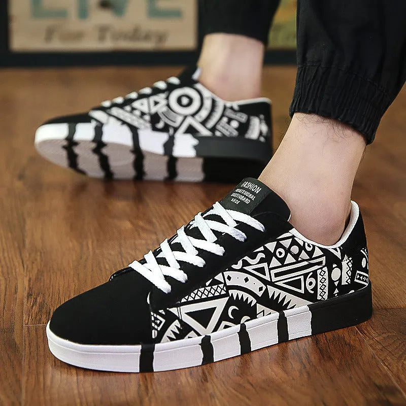 Canvas shoes with suede stitching upper, rubber sole, front tie lace-up, plain pattern, car suture design, black colour