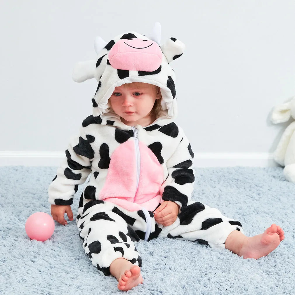 Neutral baby flannel jumpsuit in cow print with hood and long sleeves, available in sizes 70cm to 100cm for newborns