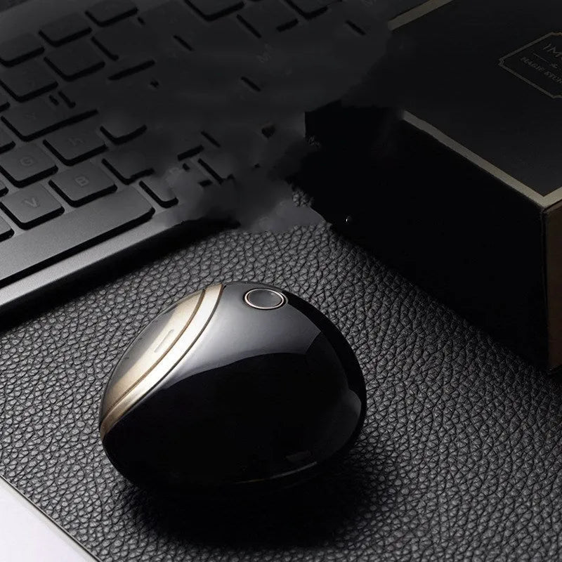 iMoll Magic S electric nail clipper in black with ABS metal plating and charging cable