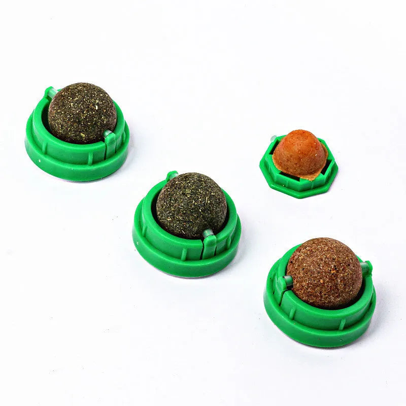 Plastic catnip ball toy in various colours with bite-resistant construction for cats