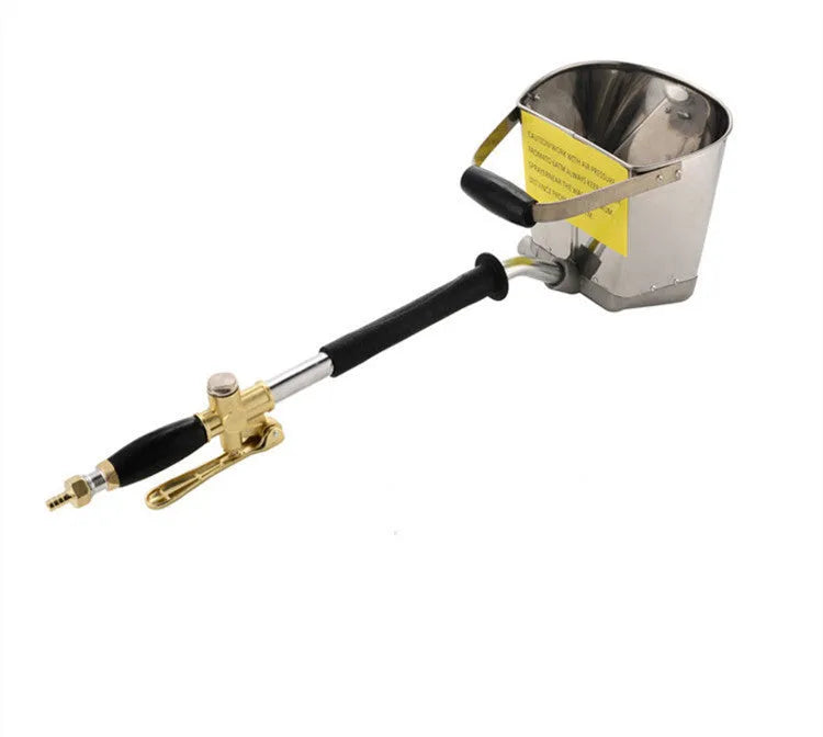 Multi functional pneumatic airless spraying machine for exterior wall paint with detachable nozzle and 25cm spraying distance