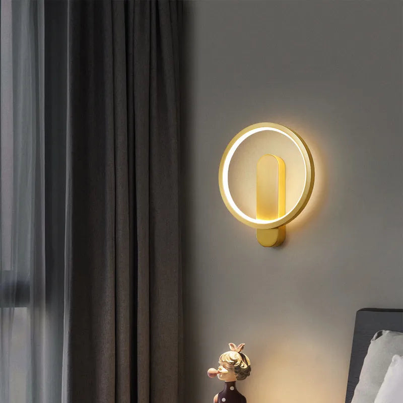 All copper wall lamp with gold finish, compact 20x4x24cm size, simple creative design