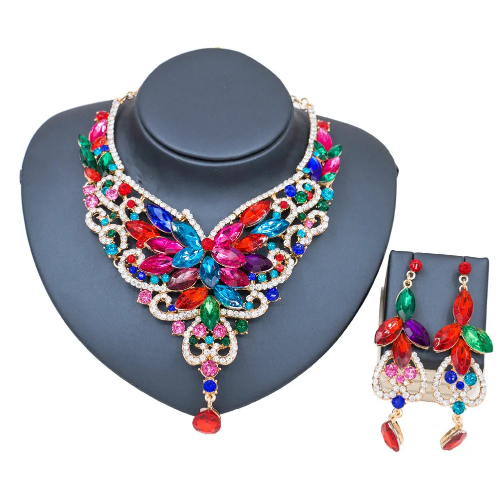 Exaggerated bride necklace and earrings set in alloy with diamond-cut finish, available in multiple colours