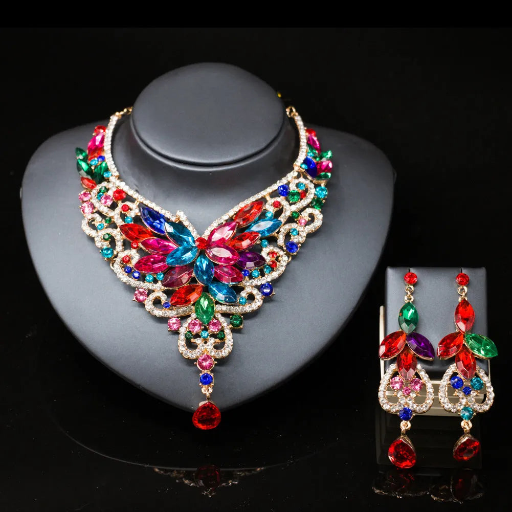 Exaggerated bride necklace and earrings set in alloy with diamond-cut finish, available in multiple colours