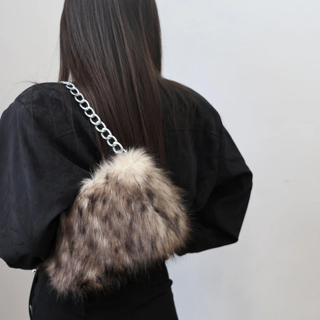 Soft plush underarm shoulder chain bag 28x8x40cm in white leopard print