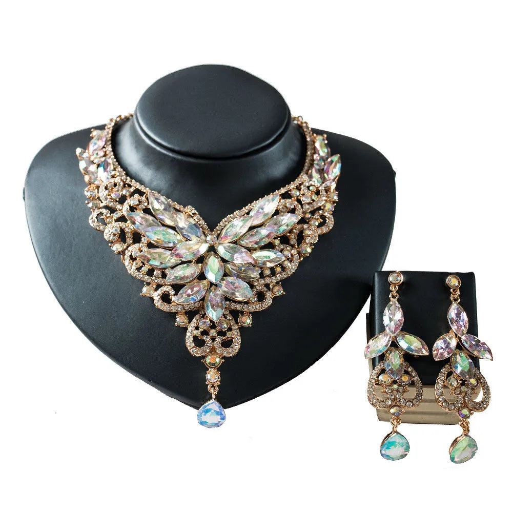 Exaggerated bride necklace and earrings set in alloy with diamond-cut finish, available in multiple colours
