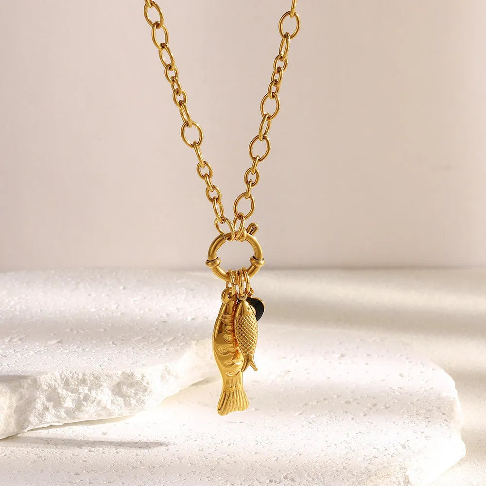 Stainless steel 18K gold plated little fish spring fastener pendant necklace on O-shaped chain, gold colour, women's adjustable 41-50cm
