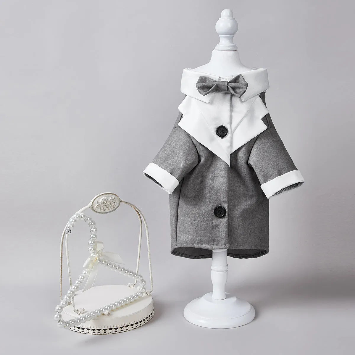 Chinese-style gentleman four-legged suit wedding dress for dogs in polyester fabric